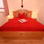 Sissi Apartment *