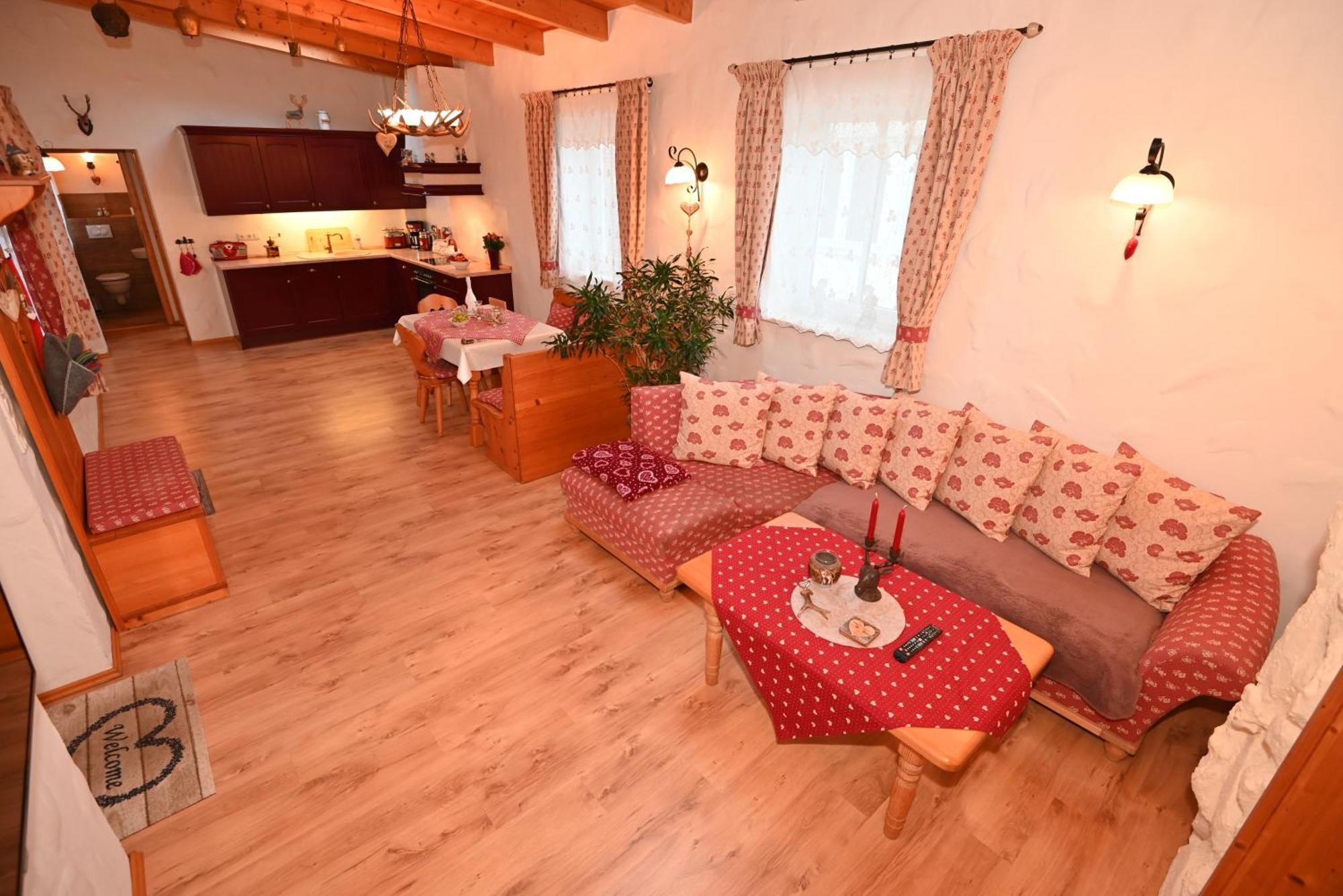 Sissi Apartment *